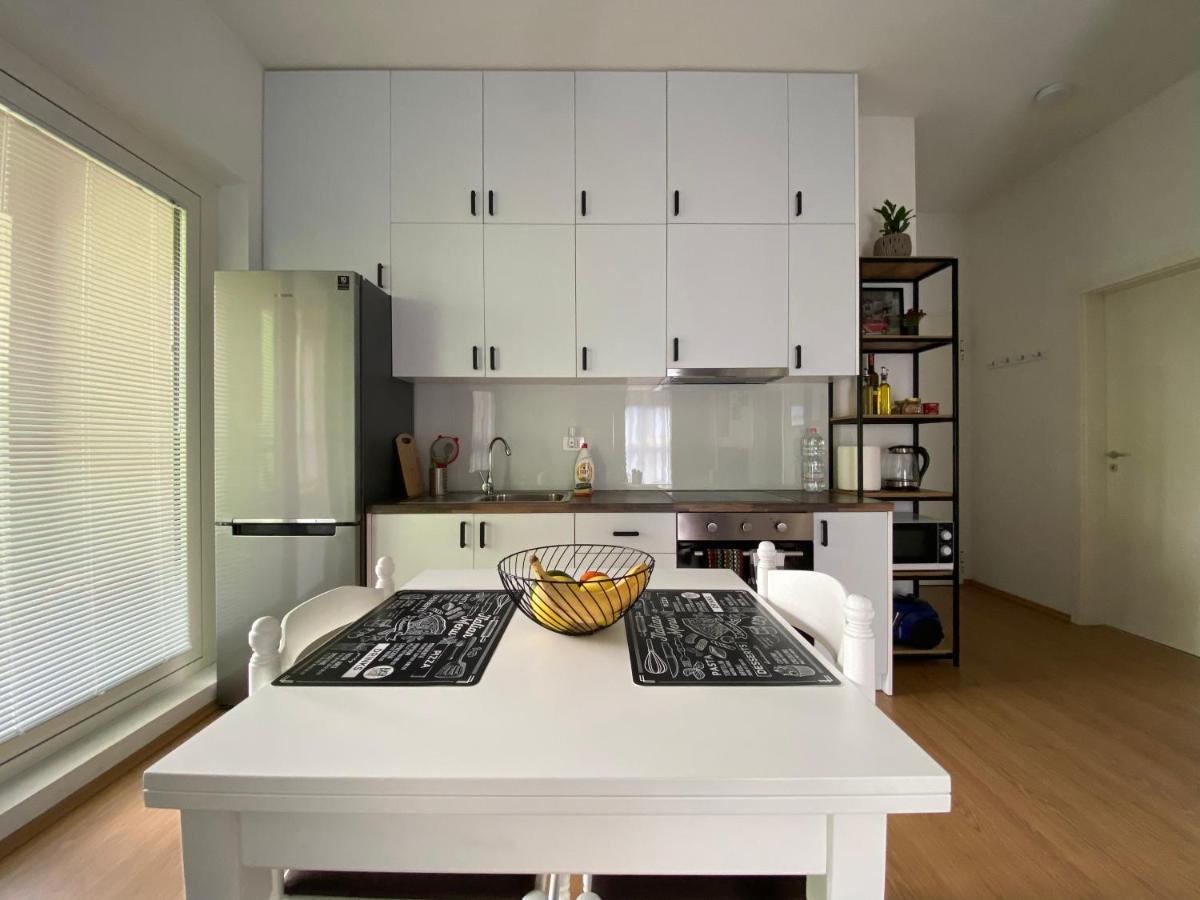 Cozy Apt In Mangalem21 Wifi/ac/netflix Apartment
